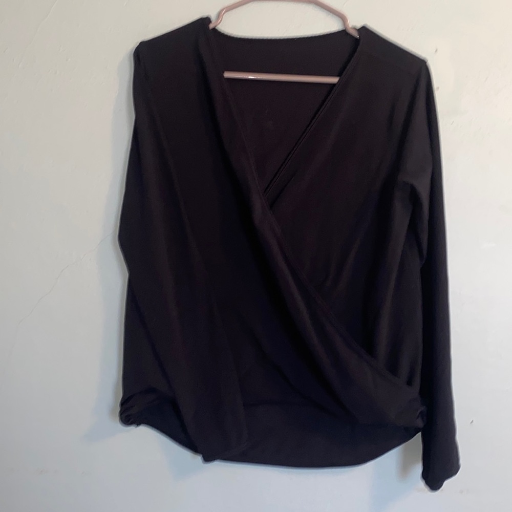Lululemon Full Freedom Long Sleeve Yoga Wrap Shirt Top, Black